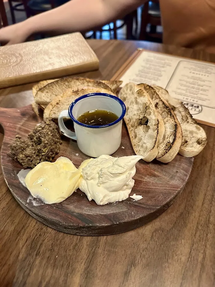 Bread Service